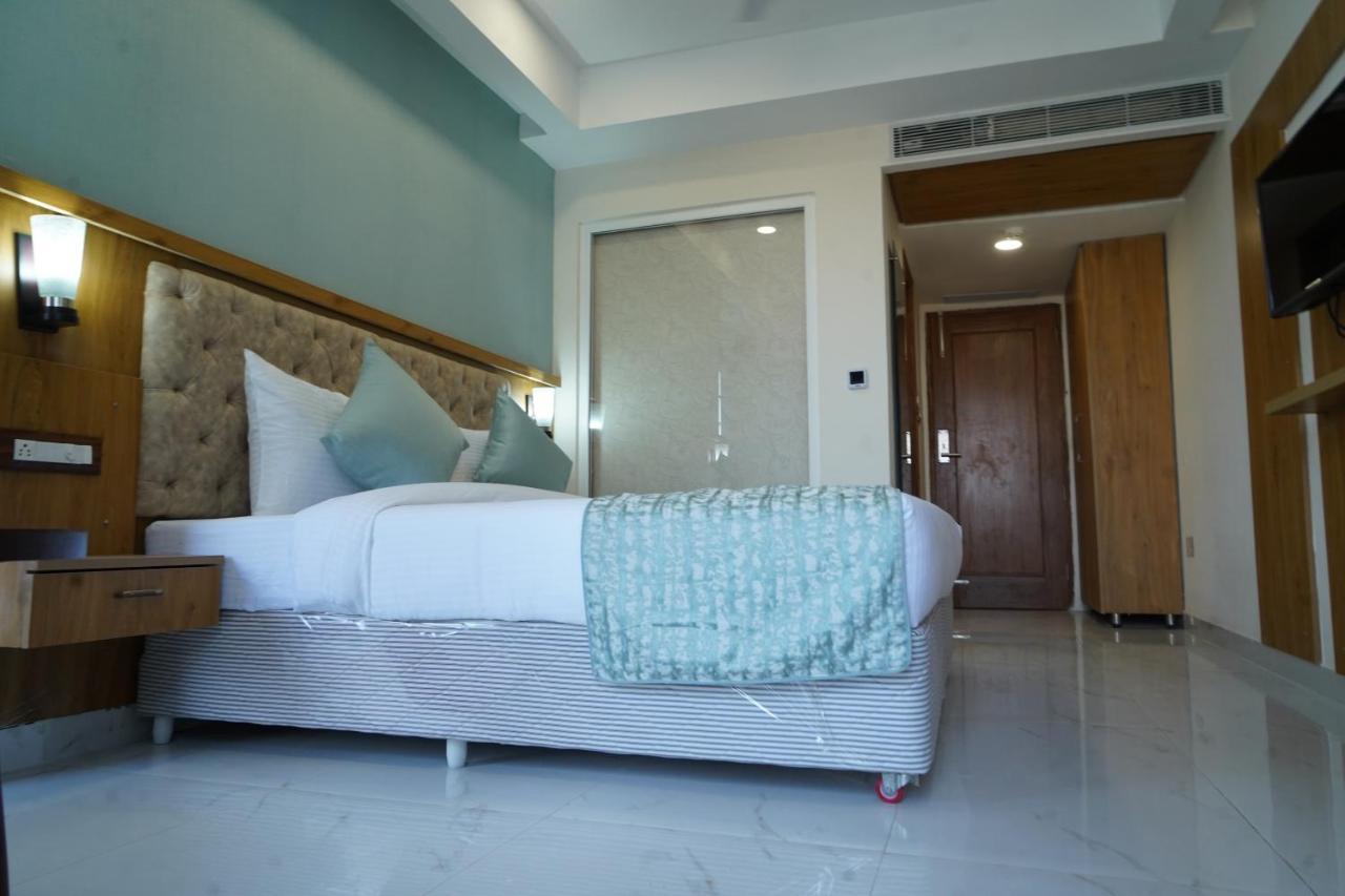 Hotel Shanti Sagar Kharar Exterior photo