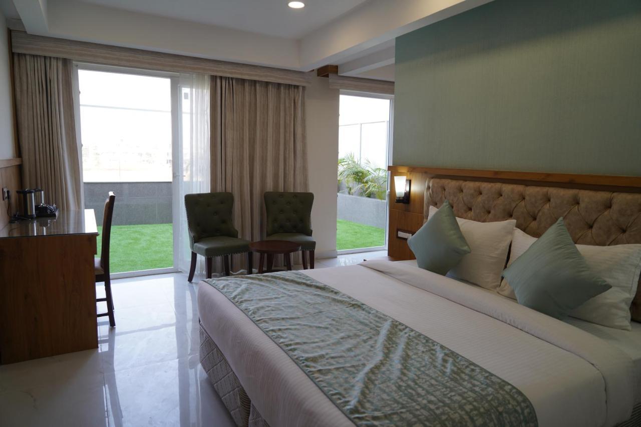 Hotel Shanti Sagar Kharar Exterior photo